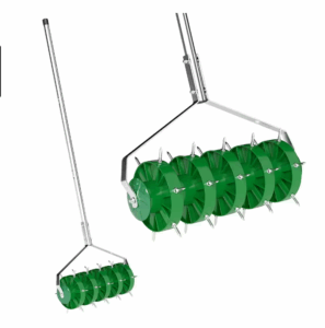 OUTSUNNY Gartenpflege-Set Rasenlüfter, Aerifizierer für Rasen, manuell, mit 30 Eisenspikes 45cm Breite, für Höfe Rasen